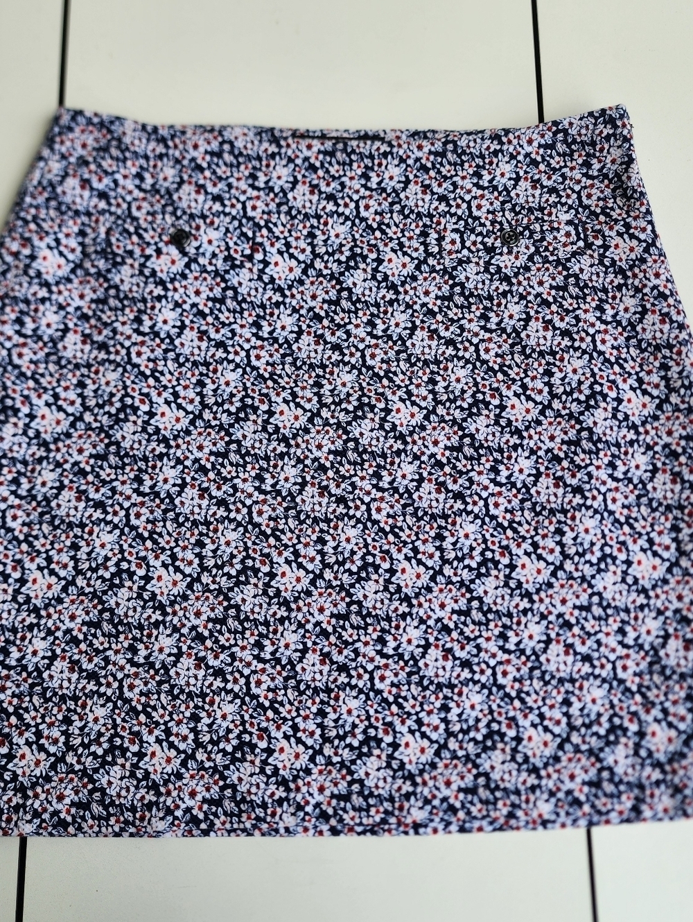 Banana Republic Women's Navy Blue Red Floral Pencil Skirt Pockets Side Zip Sz 2